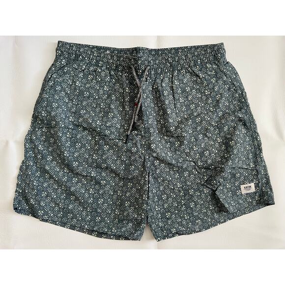 Katin Men's Walter Volley Elastic Swim Trunks size Large Versatile Summer - Picture 2 of 11